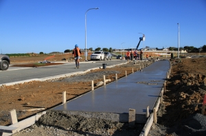 May 2014 - Concrete footpath poured